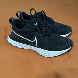 Nike React Infinity Flyknit 3 Size 7